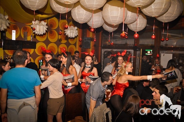 Iepuraşii Playboy la Oradea,