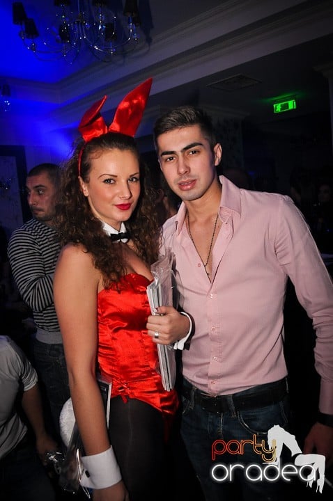 Iepuraşii Playboy la Oradea,