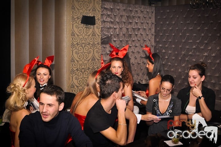 Iepuraşii Playboy la Oradea,