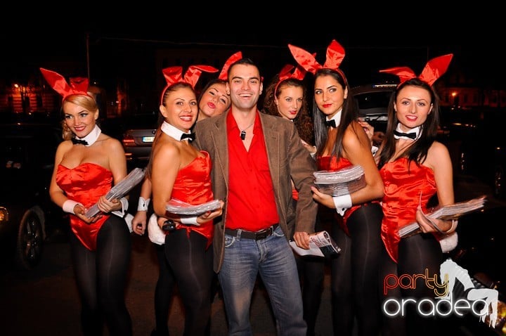 Iepuraşii Playboy la Oradea,
