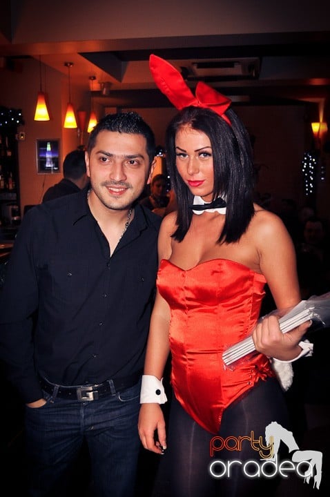 Iepuraşii Playboy la Oradea,
