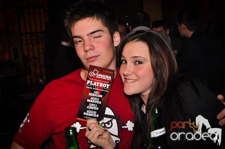 Iepuraşii Playboy la Oradea,