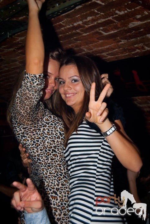 Începe distracţia în Escape, 