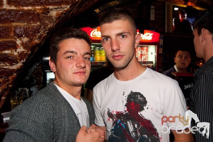 Începe distracţia în Escape, 