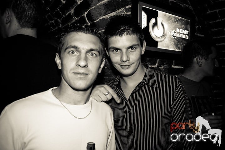 Începe distracţia în Escape, 