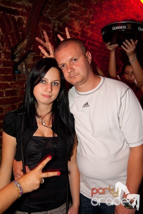 Începe distracţia în Escape, 