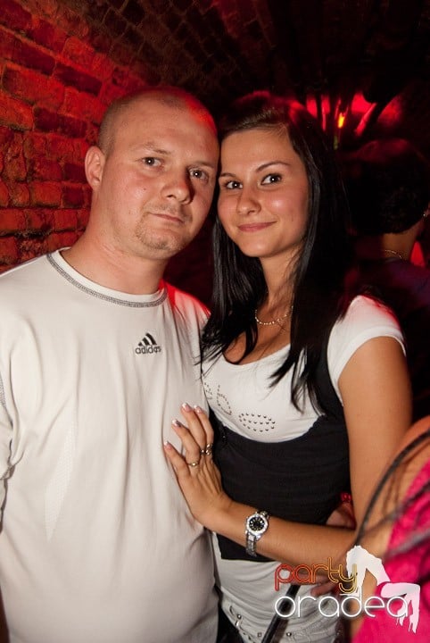 Începe distracţia în Escape, 