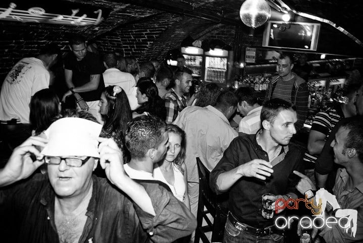 Începe distracţia în Escape, 