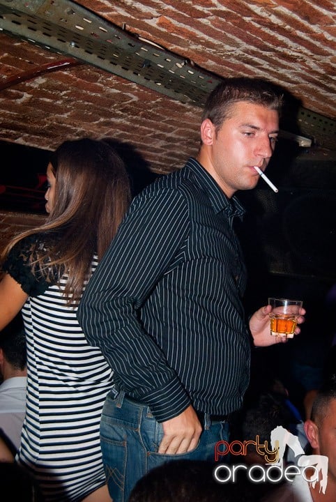 Începe distracţia în Escape, 