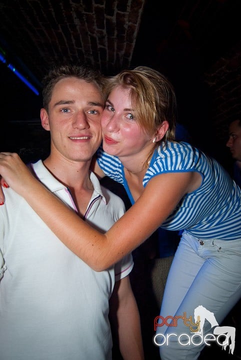 Începe distracţia în Escape, 