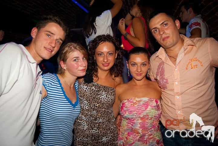 Începe distracţia în Escape, 