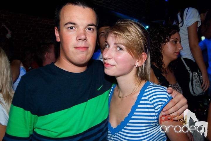 Începe distracţia în Escape, 