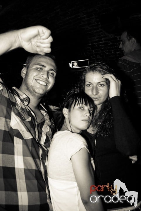 Începe distracţia în Escape, 