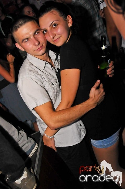 Începe săpătămâna în Club Escape, 