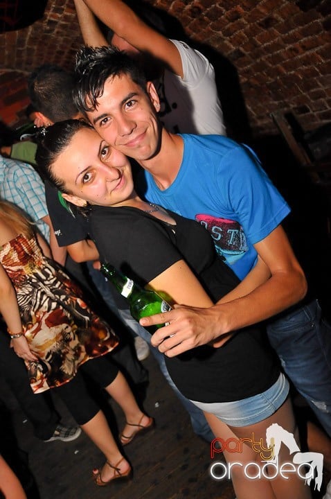 Începe săpătămâna în Club Escape, 