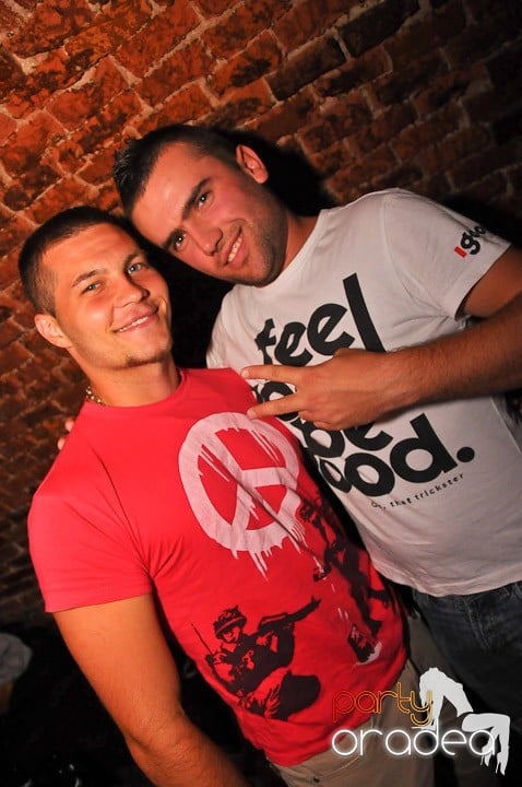 Începe săpătămâna în Club Escape, 