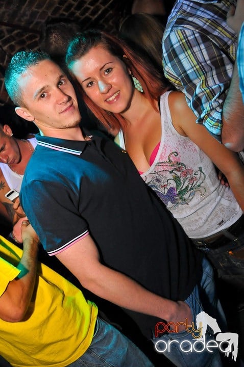 Începe săpătămâna în Club Escape, 