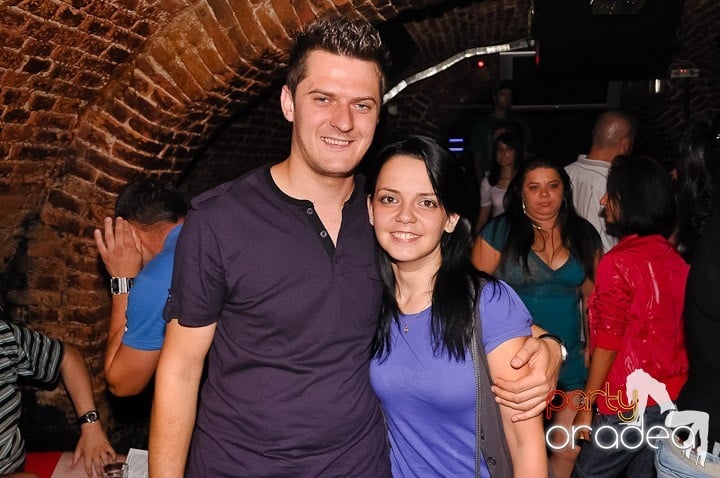 Încheie luna iunie în Club Escape, 