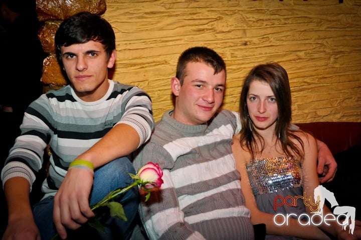 Încingem ringul de dans, 