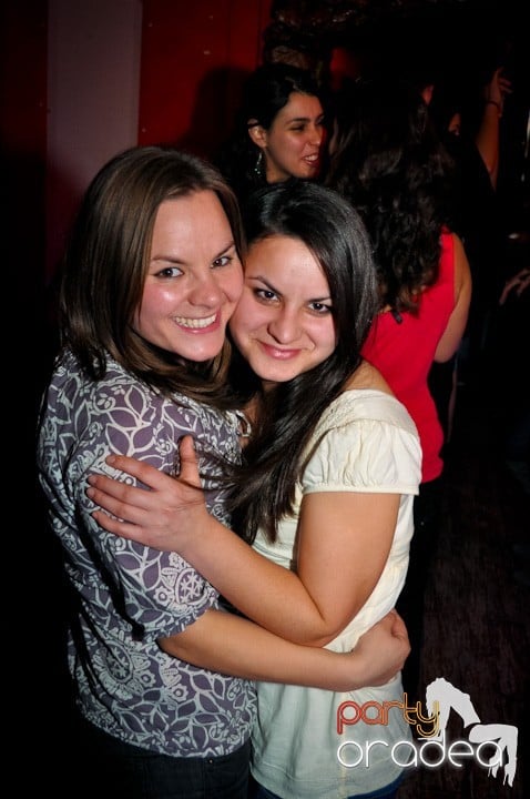 Încingem ringul de dans, 