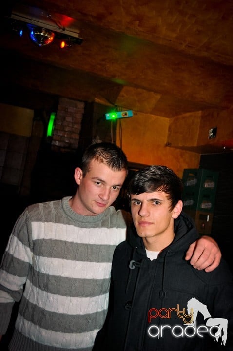 Încingem ringul de dans, 