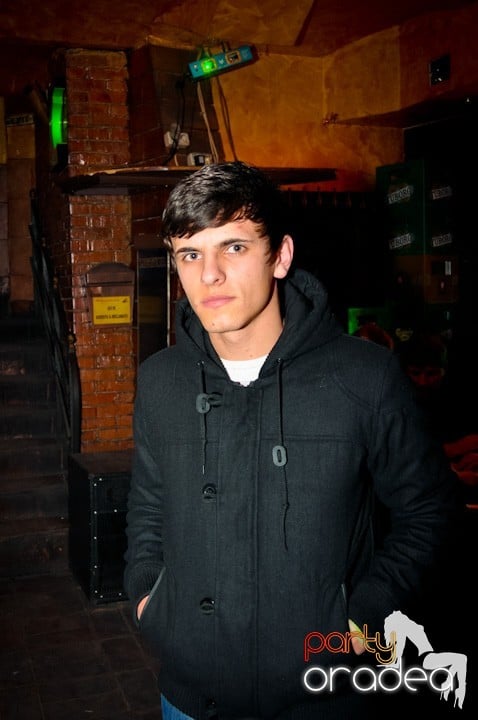 Încingem ringul de dans, 