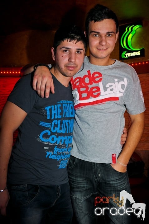 Încingem ringul de dans, 