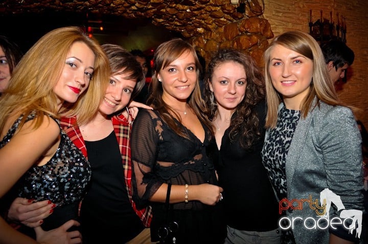 Încingem ringul de dans, 