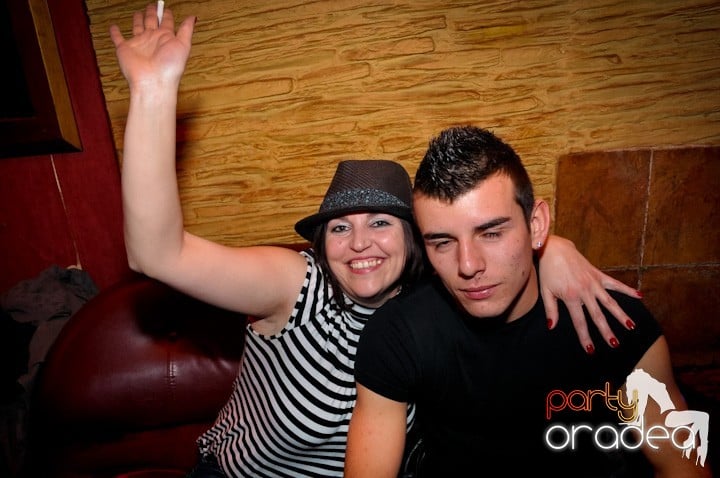 Încingem ringul de dans, 