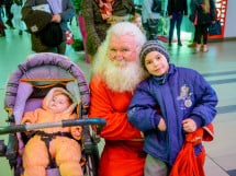 Întâlnire cu Moş Nicolae la Lotus Center