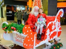 Întâlnire cu Moş Nicolae la Lotus Center