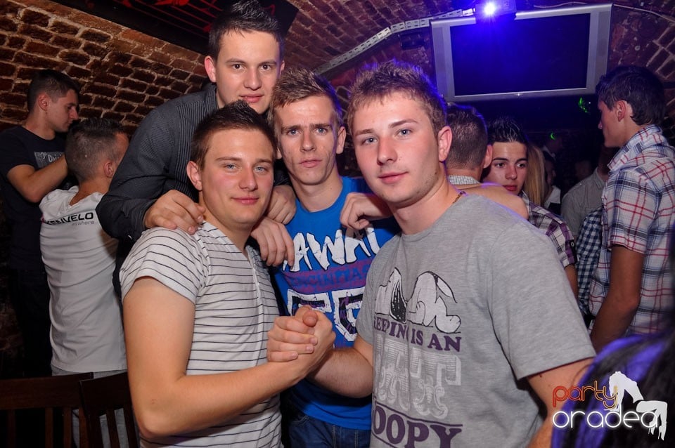 It's clubbin' time!, 