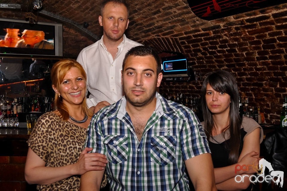 It's clubbin' time!, 