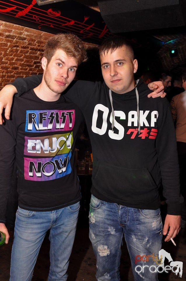 It's clubbin' time!, 