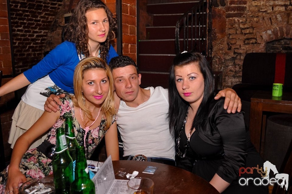 It's clubbin' time!, 