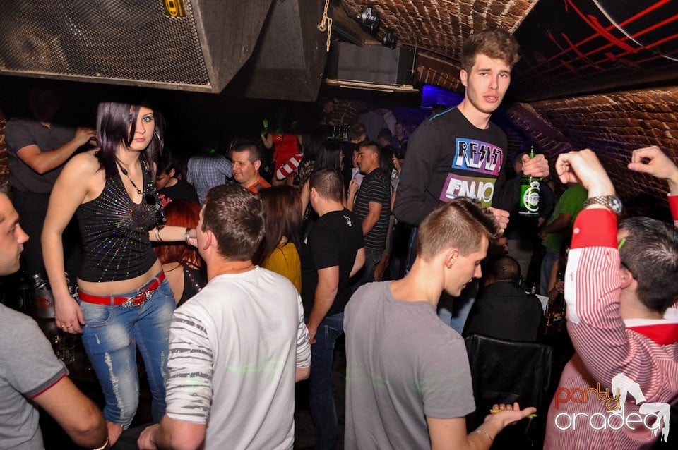 It's clubbin' time!, 