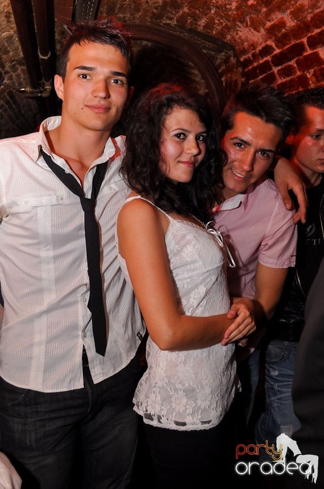 It's clubbin' time!, 