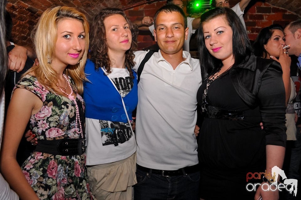 It's clubbin' time!, 