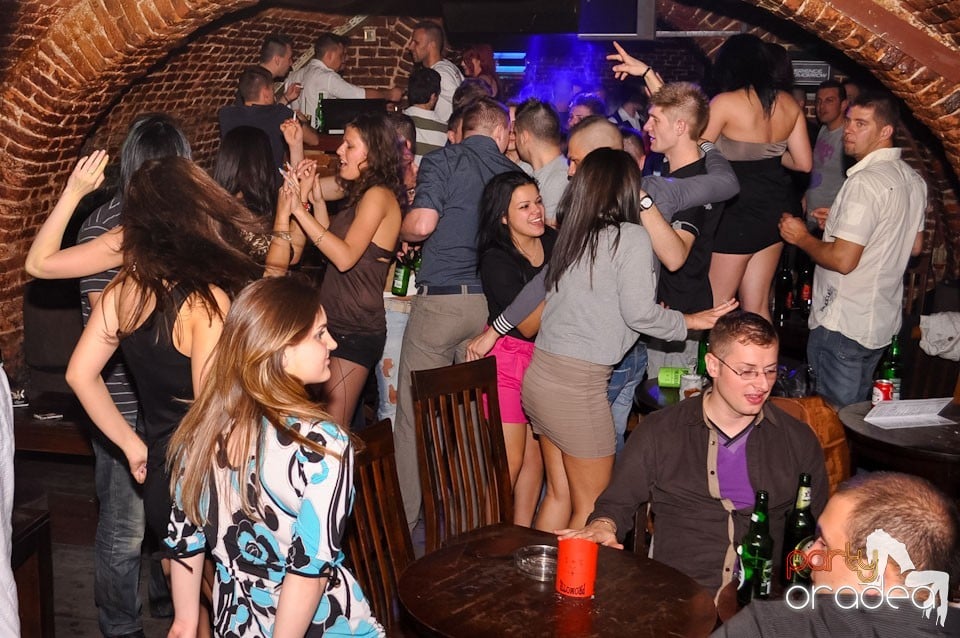 It's clubbin' time!, 