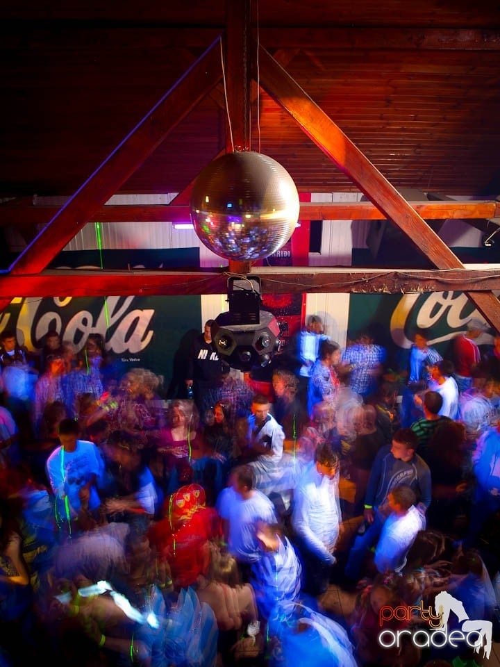 It's party time - cu DJ Bíró din Debreţin,