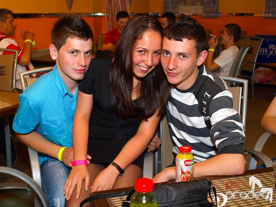It's party time - cu DJ Bíró din Debreţin,