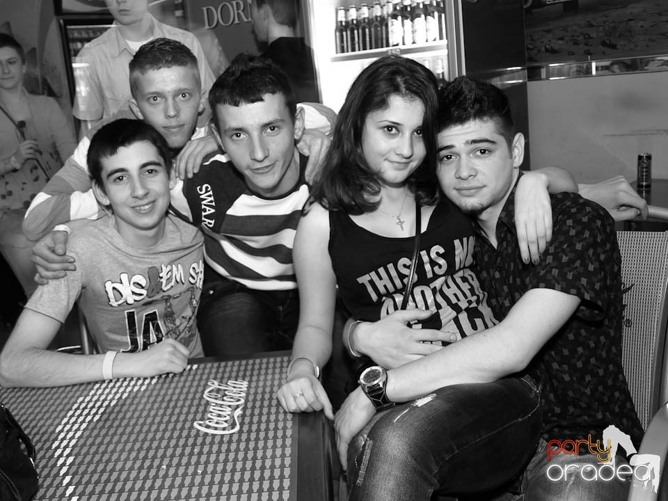 It's party time - cu DJ Bíró din Debreţin,
