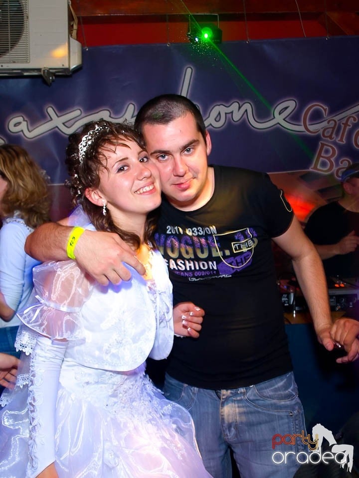 It's party time - cu DJ Bíró din Debreţin,