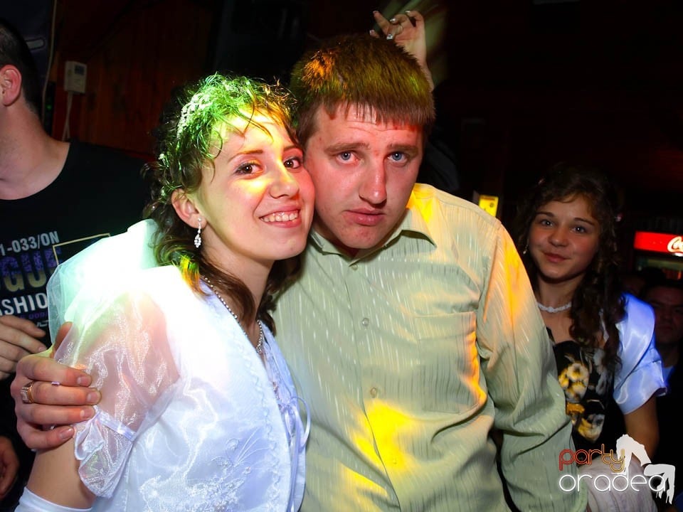 It's party time - cu DJ Bíró din Debreţin,