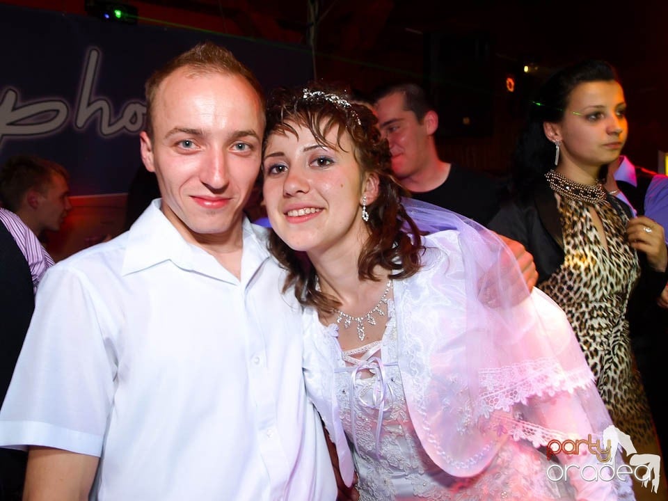 It's party time - cu DJ Bíró din Debreţin,
