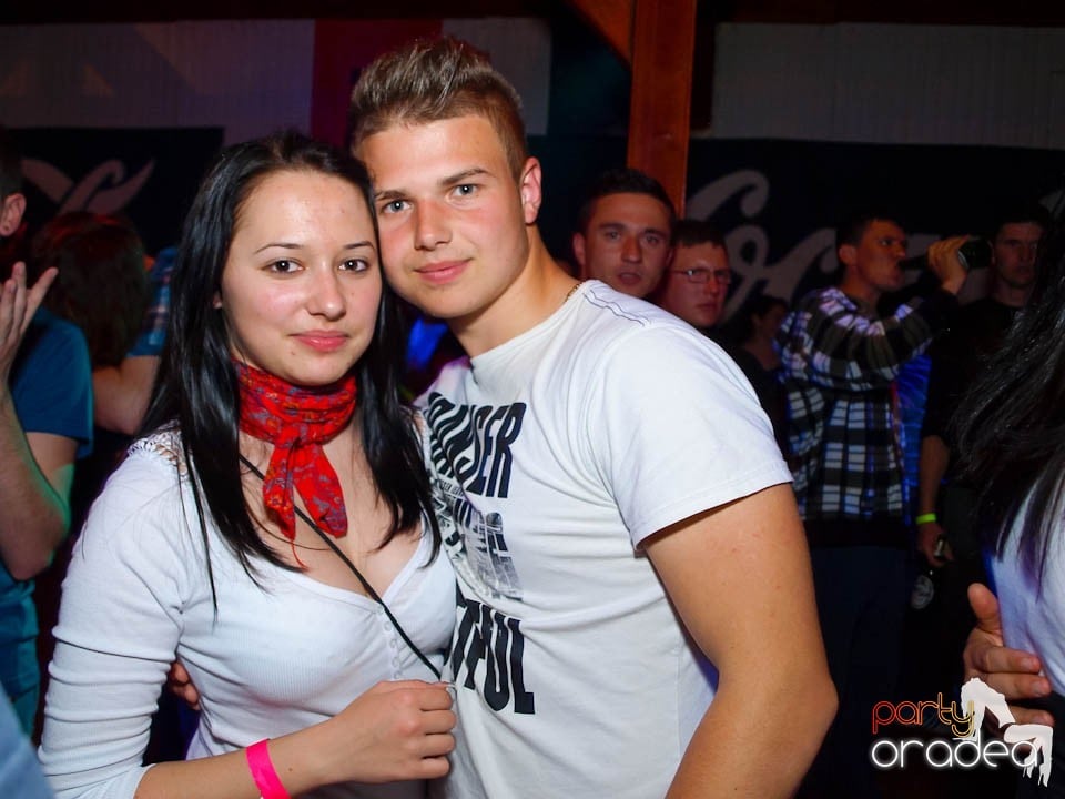 It's party time - cu DJ Bíró din Debreţin,