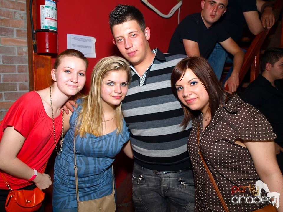 It's party time - cu DJ Bíró din Debreţin,