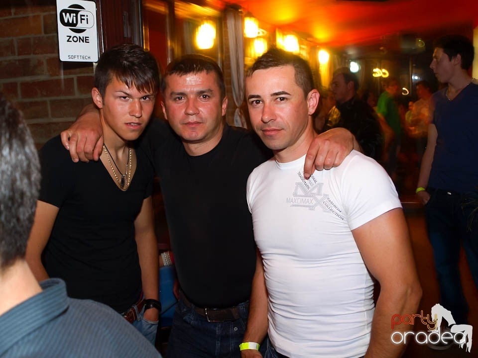 It's party time - cu DJ Bíró din Debreţin,