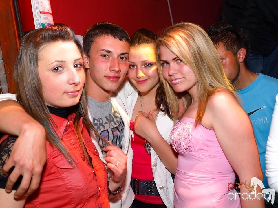 It's party time - cu DJ Bíró din Debreţin,