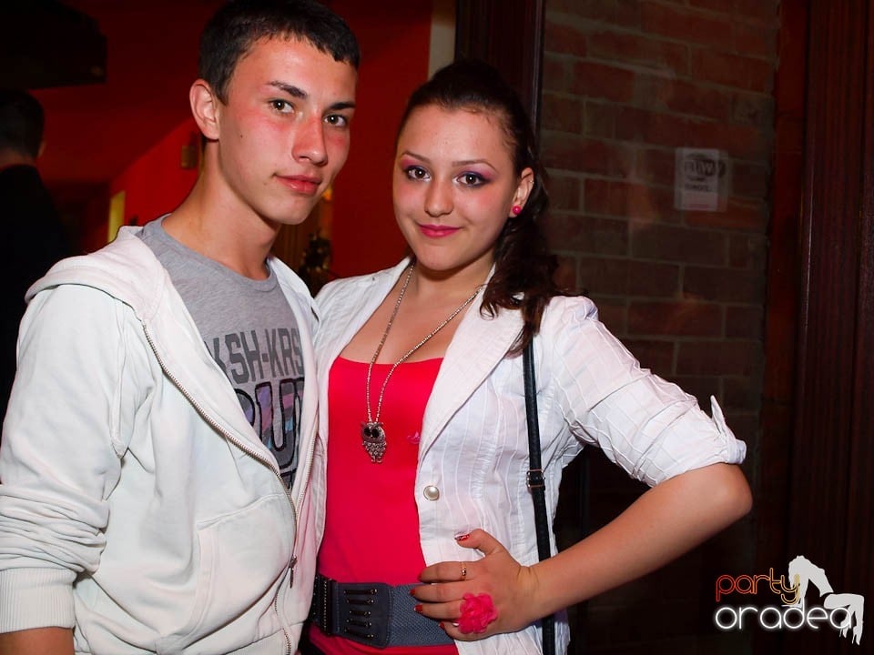 It's party time - cu DJ Bíró din Debreţin,